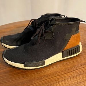 Mens Adidas boost high tops. Size us12